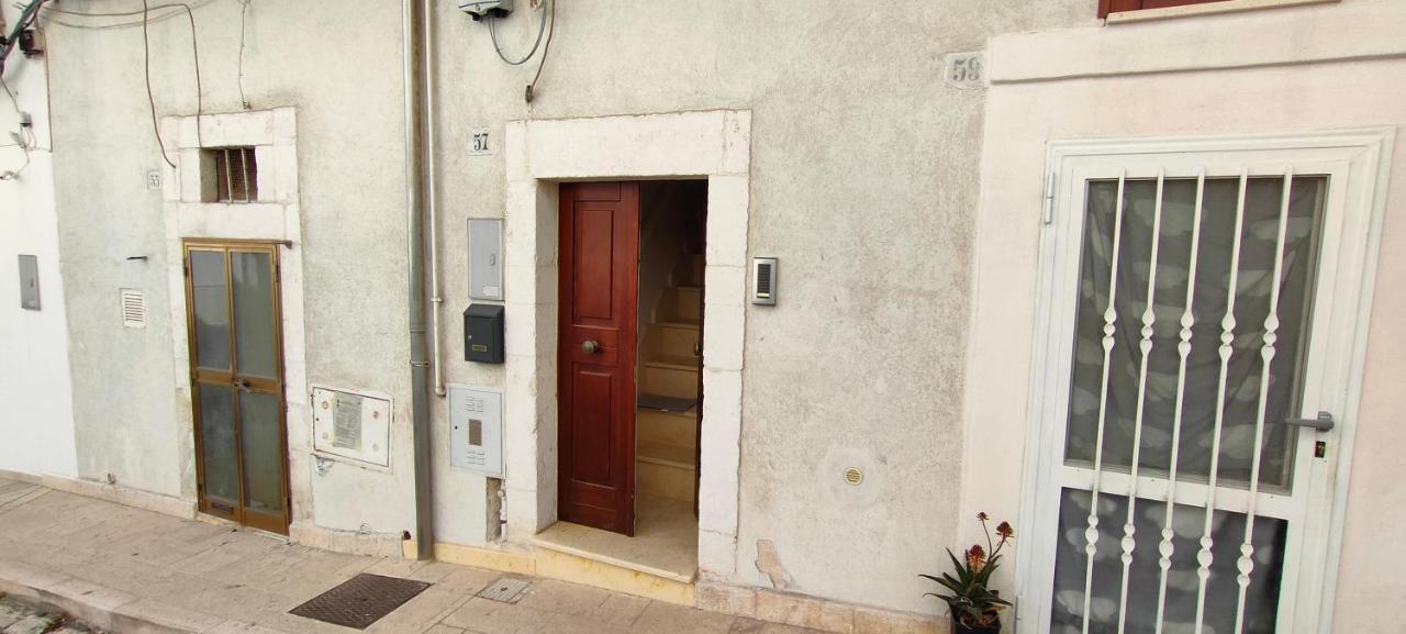 White House Flats & Studios أوستوني المظهر الخارجي الصورة
